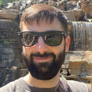 Meet your Posher, Chase